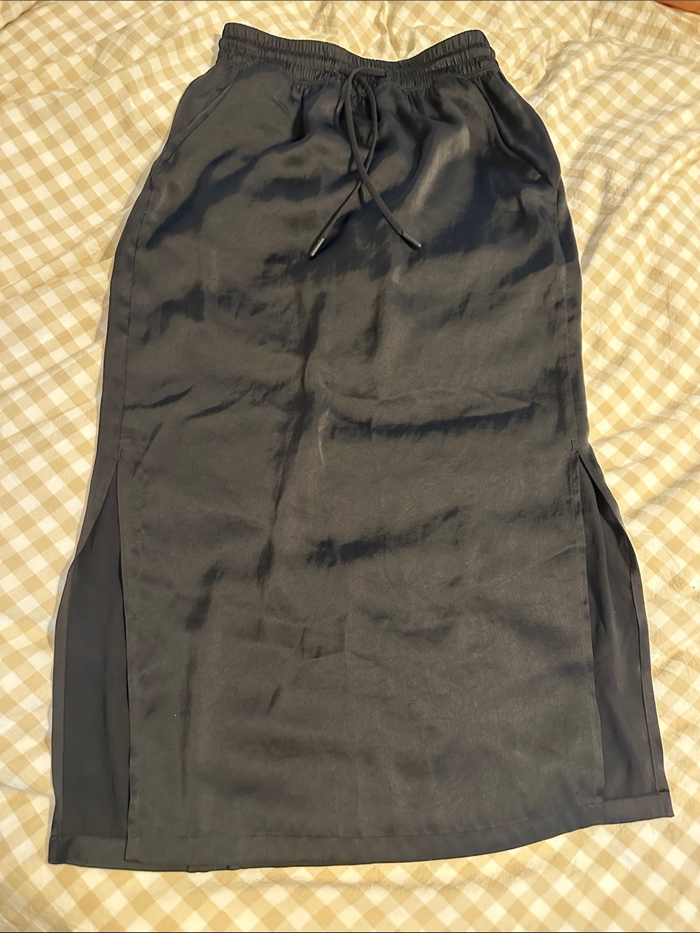 Lululemon Black Drawstring Midi Skirt